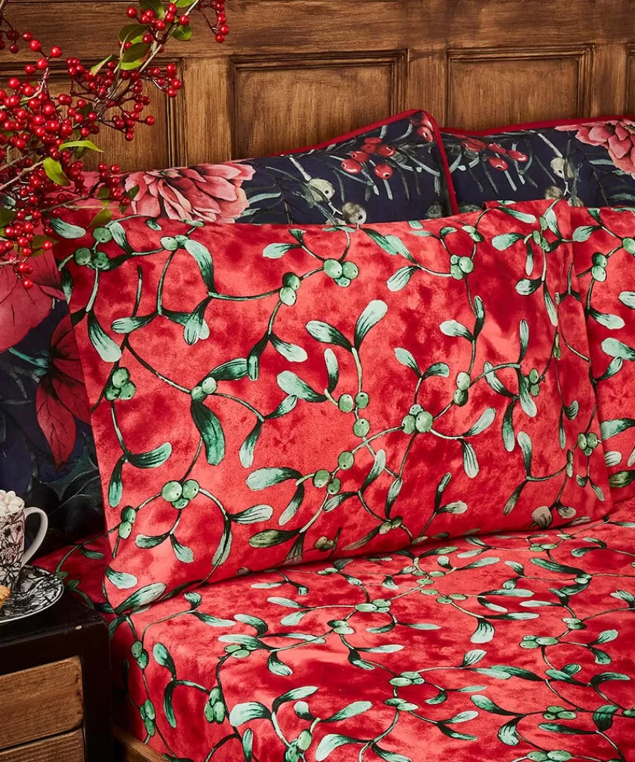 Cheap Joe Browns Wondrous Woodland Festive Matching Bedding Red