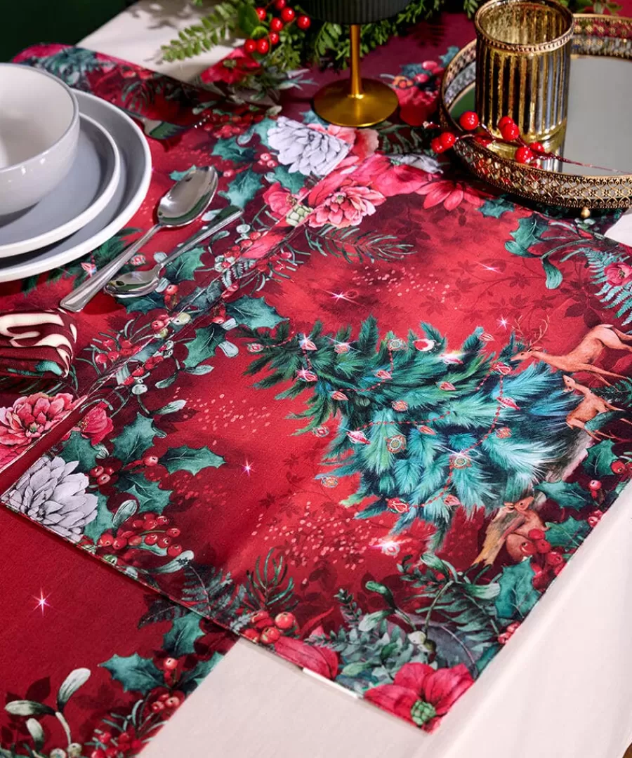 Hot Joe Browns Wondrous Woodland Pack Of 4 Christmas Placemats Red